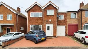 Briargate Drive, Birstall, LE4